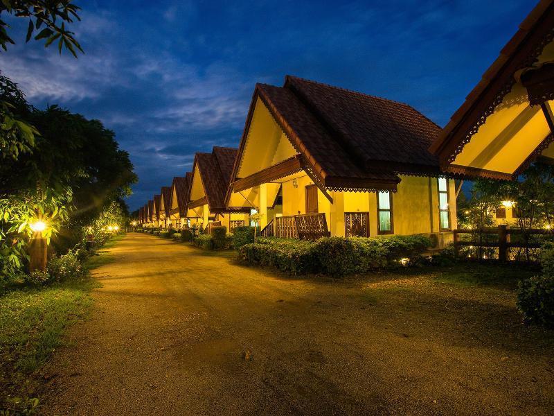 Hôtel Suan Luang Garden View à Nong Khai Extérieur photo